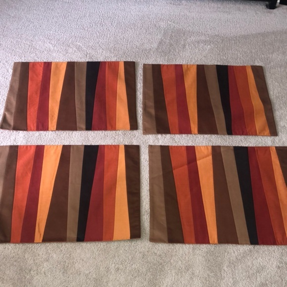 Crate & Barrel Halloween Fall Thanksgiving‎ Placemats Set (4) Orange Angle Multi